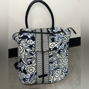 VERA BRADLEY Change It Up Backpack Snow Lotus 22519-I66